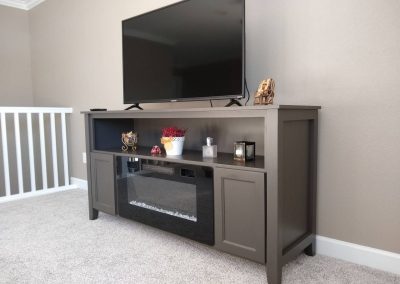 Entertainment Center w/ Fireplace